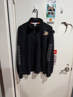 WEAR by Erin Andrews Anaheim Ducks NHL Quarter-Zip Pullover Sweatshirt 🧡🖤
